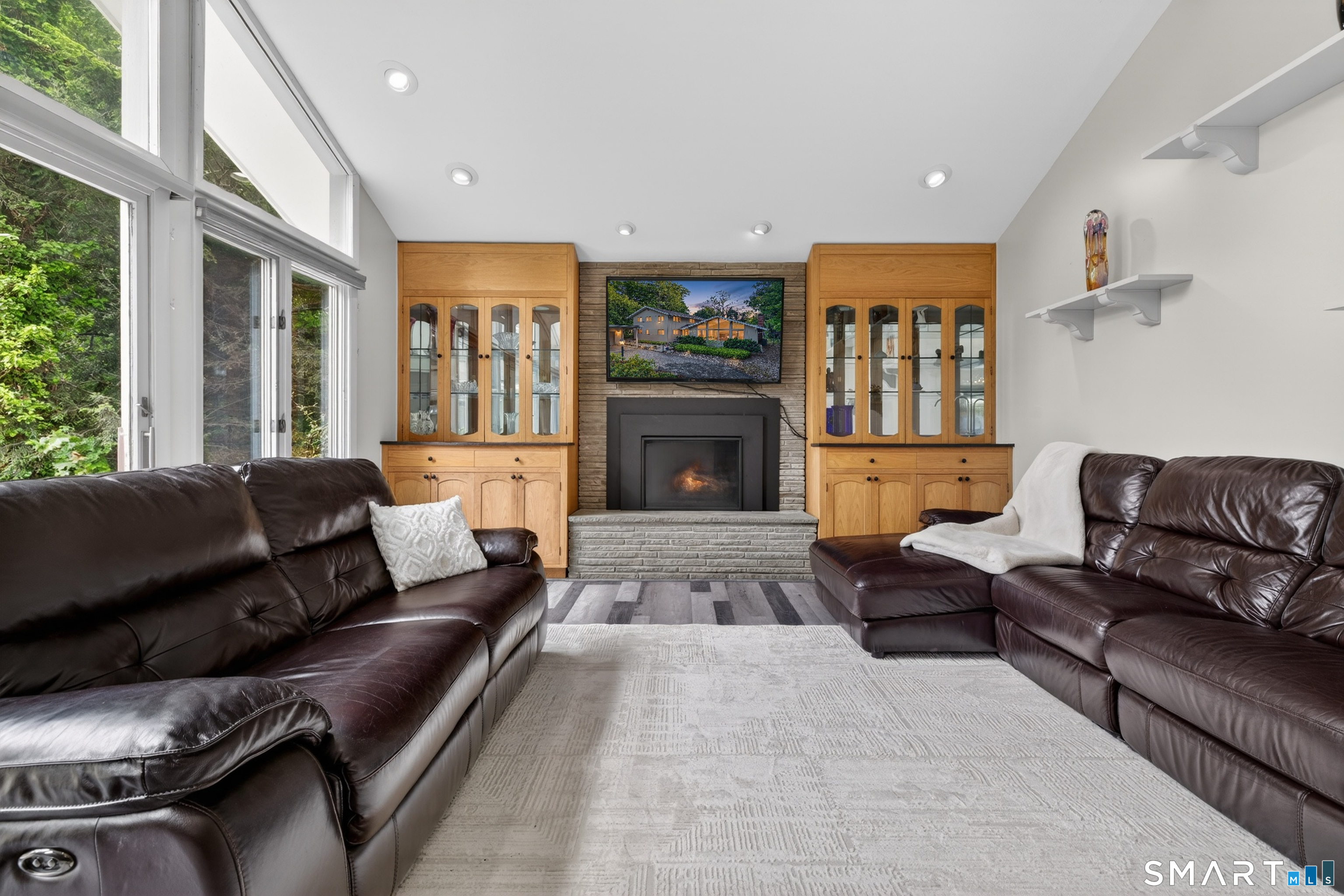 104 Parkway South New London CT 06320