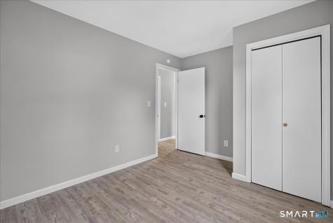 49 Homeside Avenue West Haven CT 06516