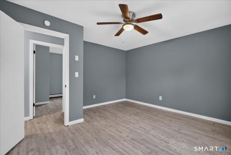 49 Homeside Avenue West Haven CT 06516