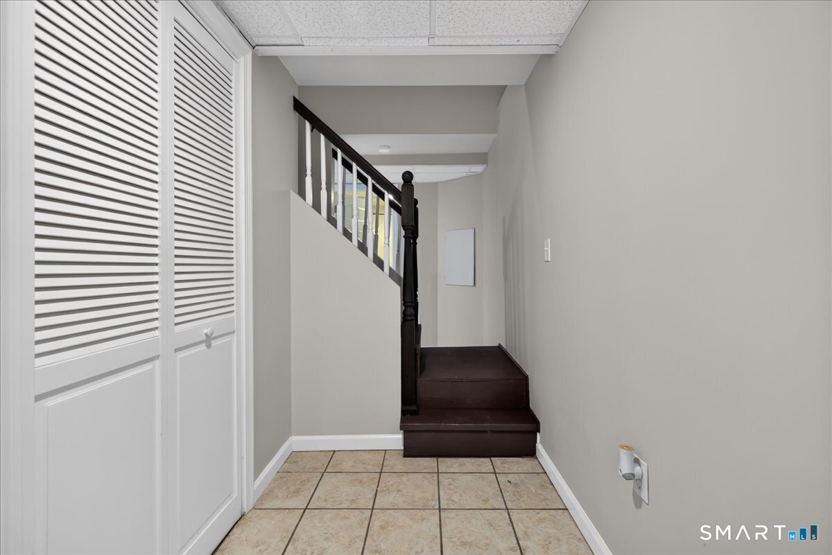 49 Homeside Avenue West Haven CT 06516