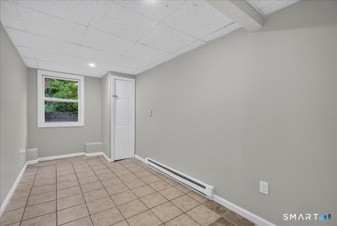 49 Homeside Avenue West Haven CT 06516