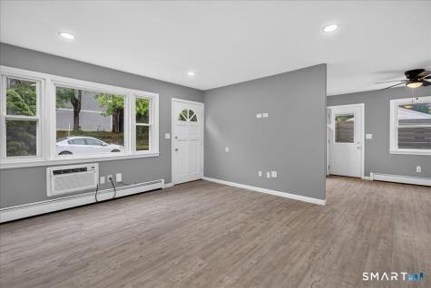 49 Homeside Avenue West Haven CT 06516