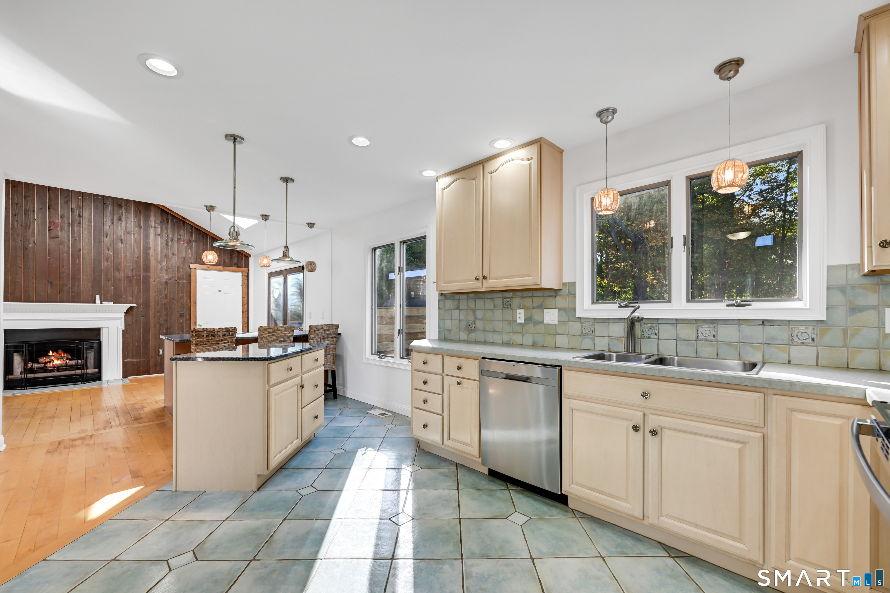 37 Valley Drive Middletown CT 06457