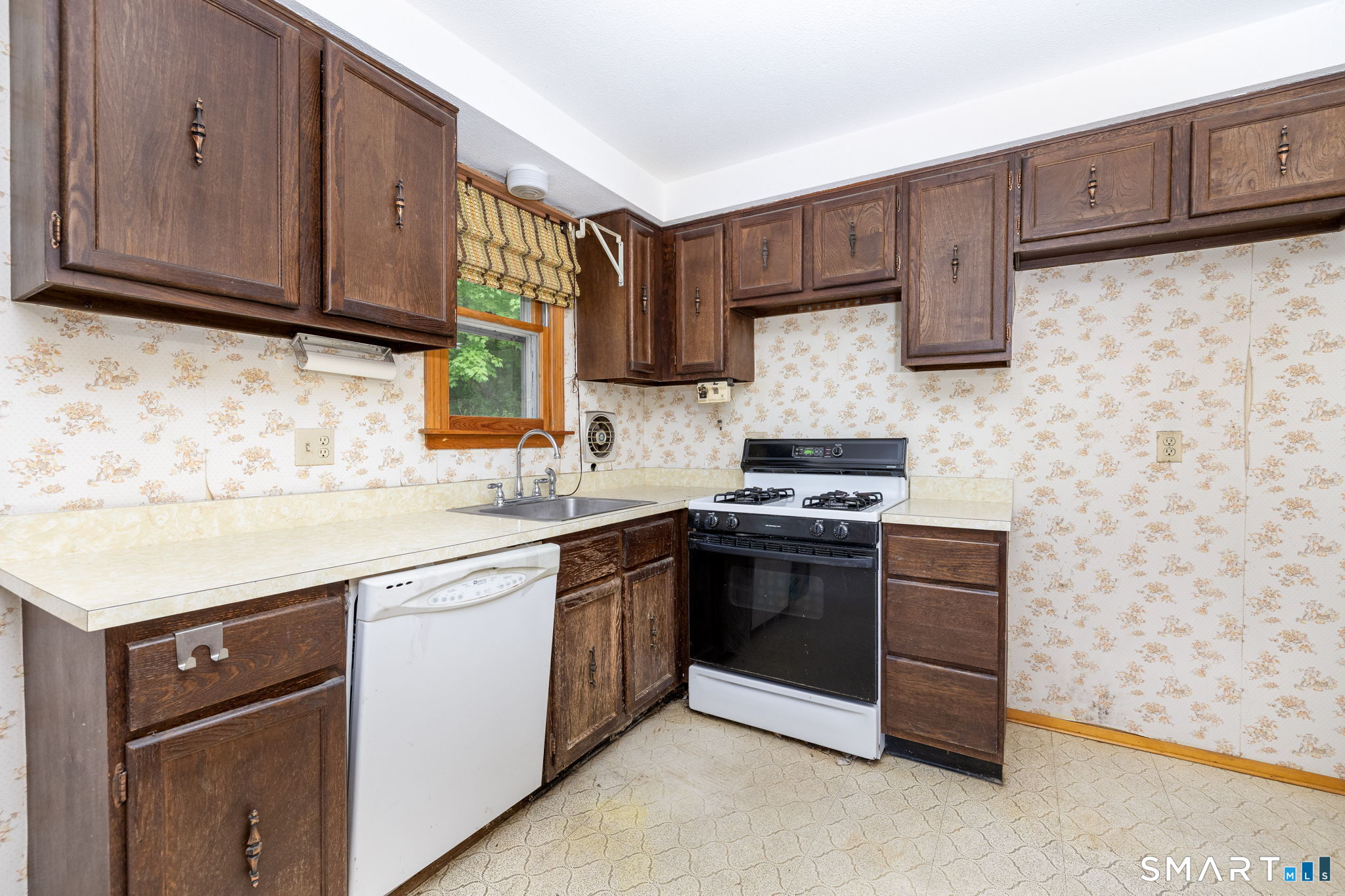131 Limestone Drive Torrington CT 06790