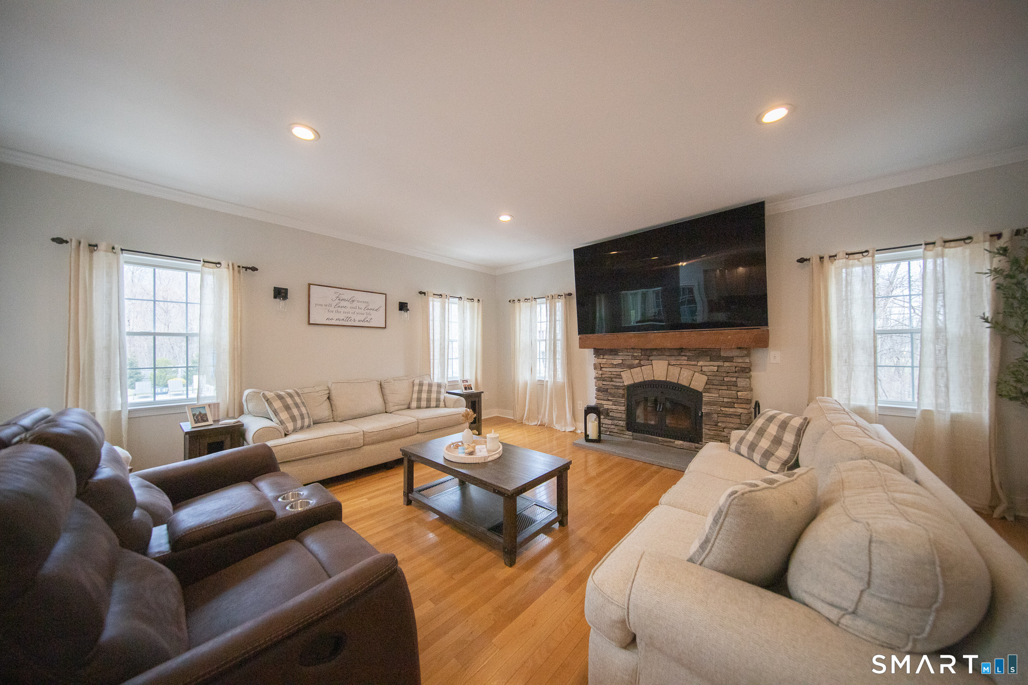 29 Daniel Drive Colchester CT 06415