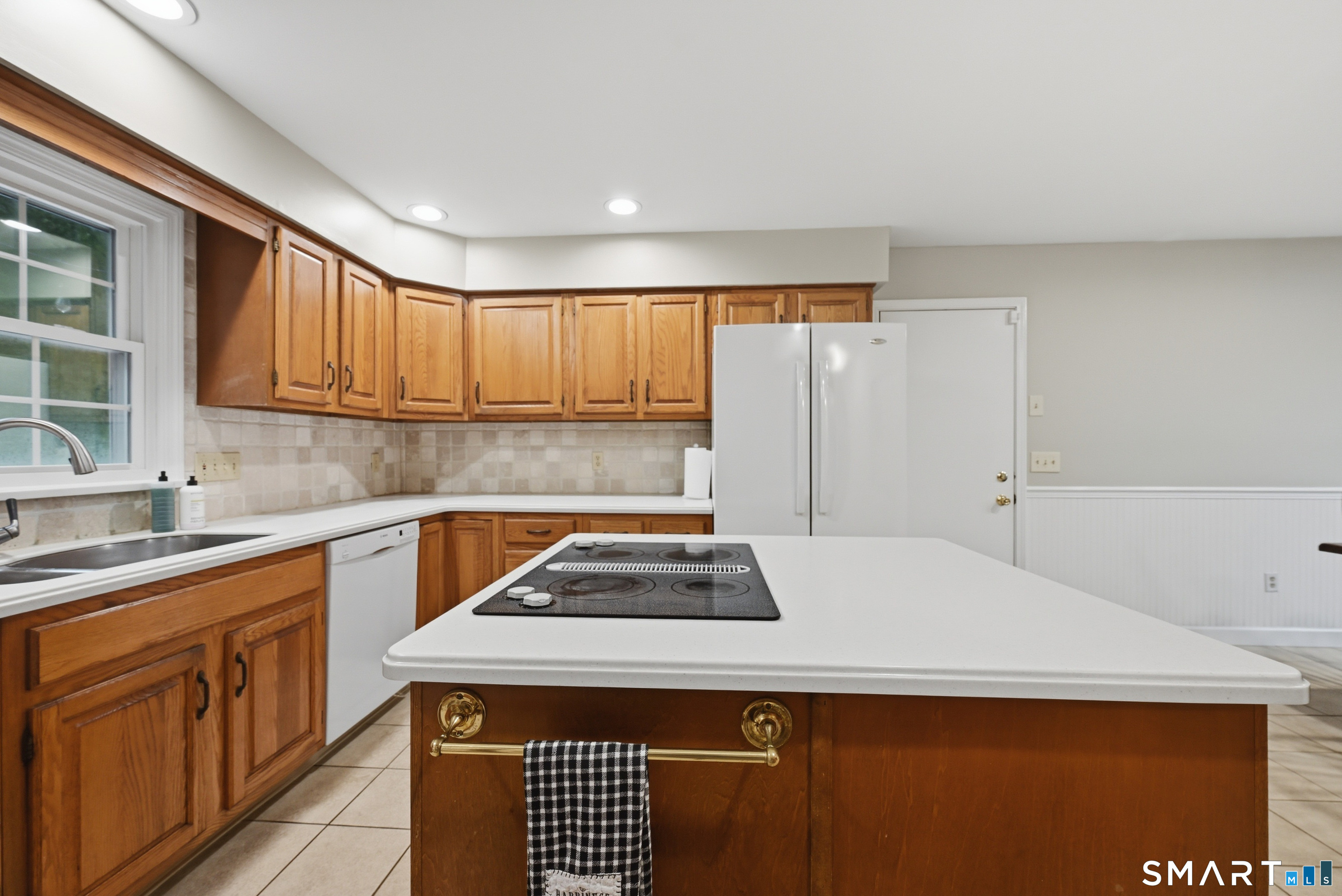 2 Banquo Brae Road Brookfield CT 06804