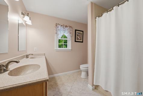 2 Banquo Brae Road Brookfield CT 06804