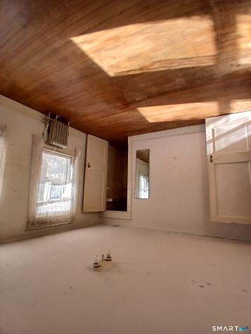 127 Maple Street Norwich CT 06360