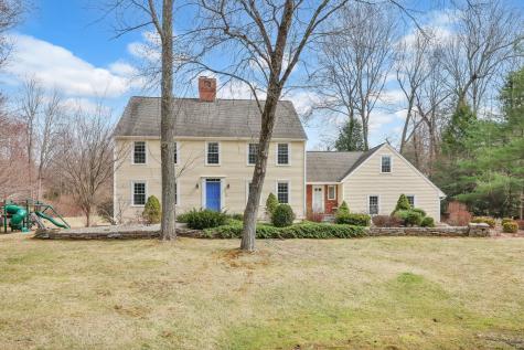 107 Stonepost Road Glastonbury CT 06033