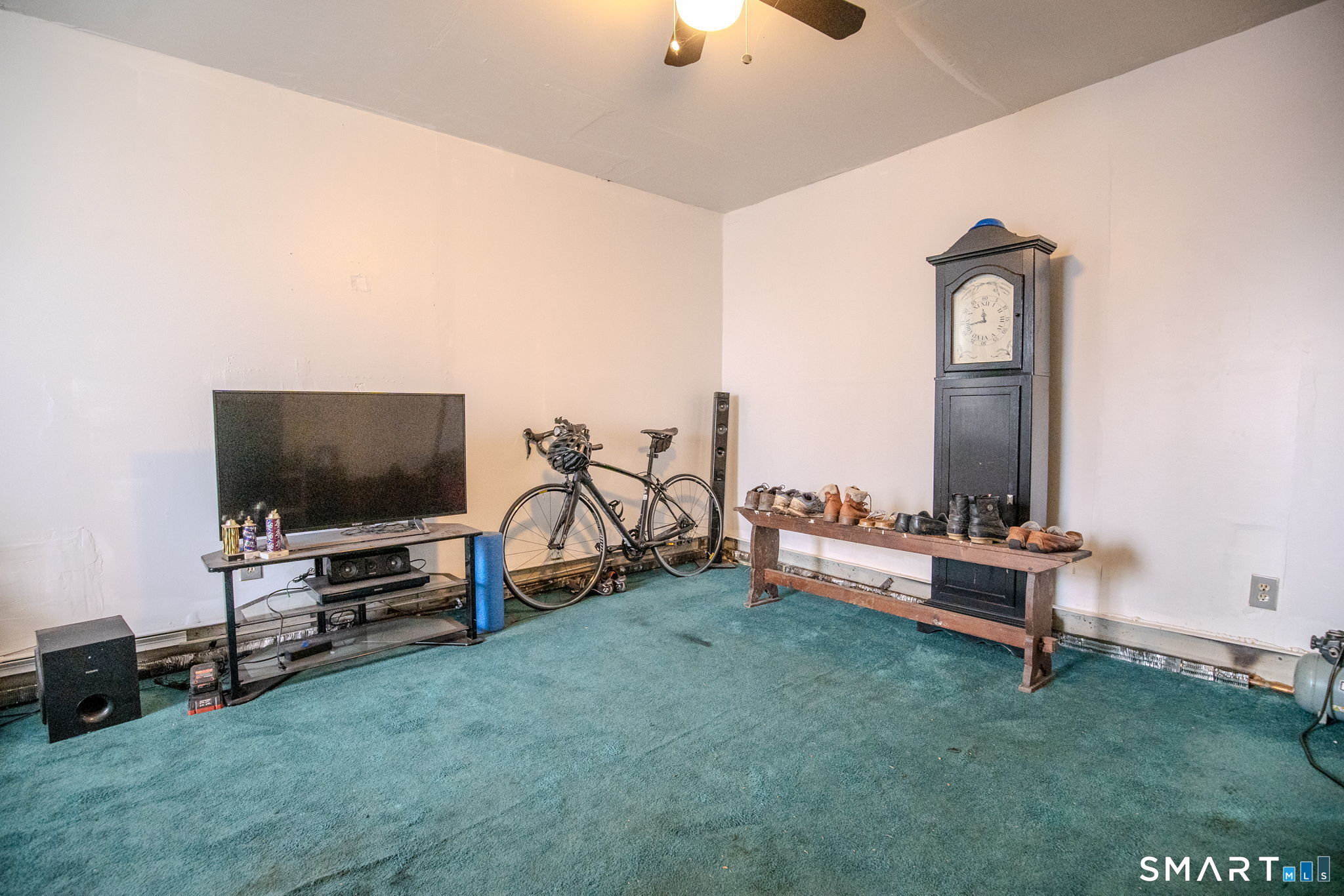 54 Agnes Street Bridgeport CT 06606