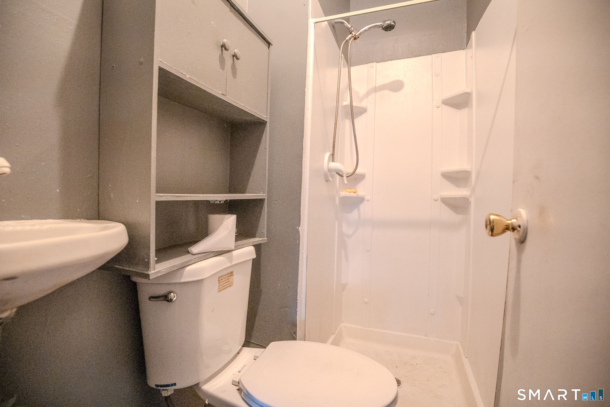 54 Agnes Street Bridgeport CT 06606