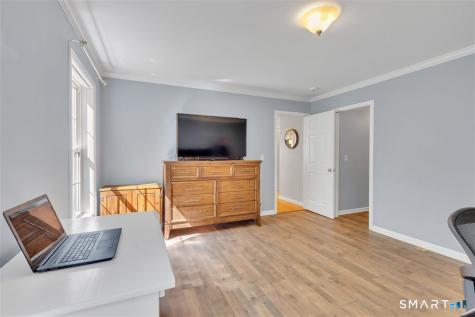 21 Church Terrace Newington CT 06111