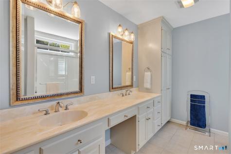 21 Church Terrace Newington CT 06111