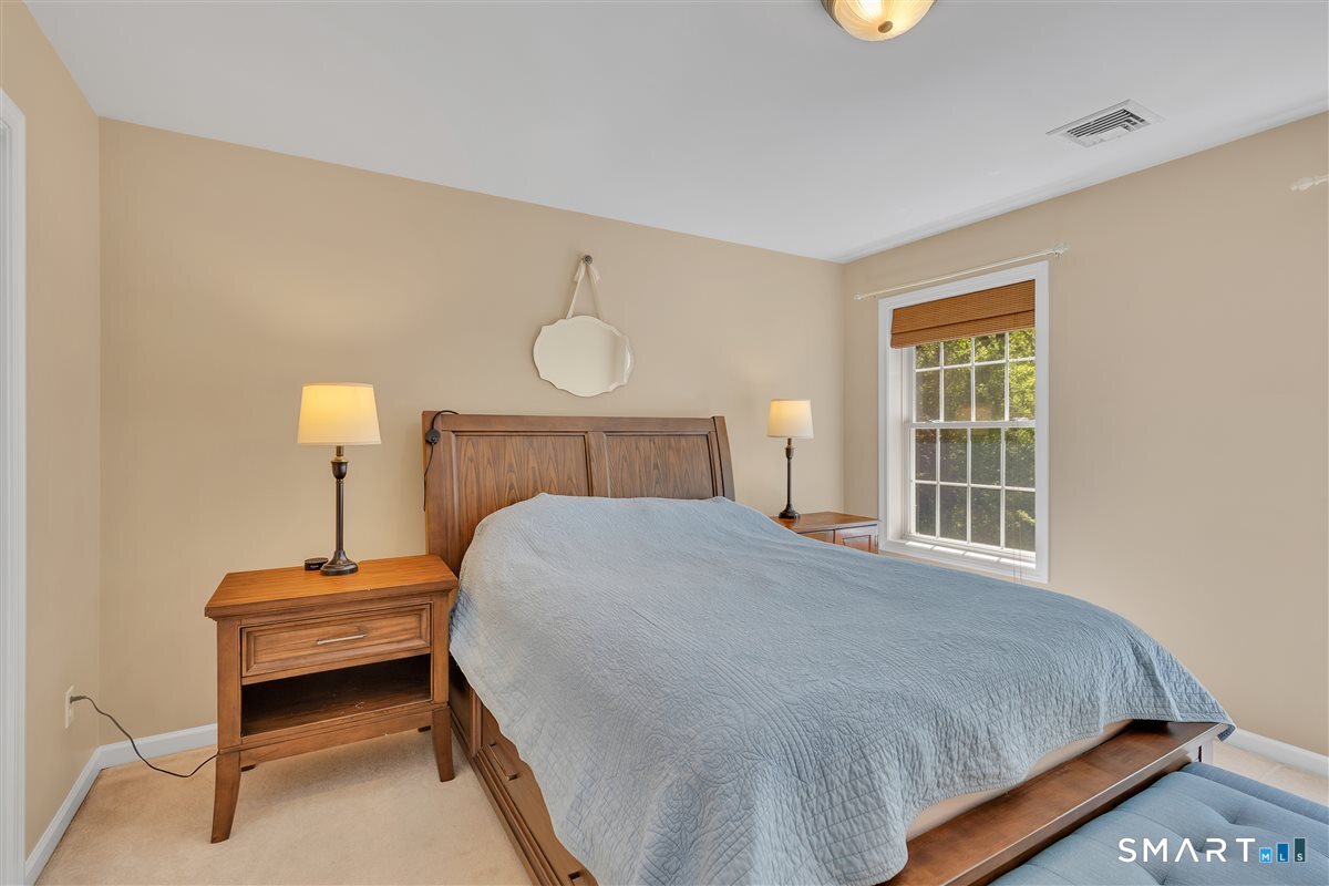 21 Church Terrace Newington CT 06111