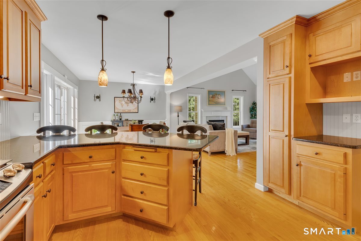 21 Church Terrace Newington CT 06111