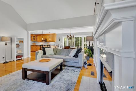 21 Church Terrace Newington CT 06111