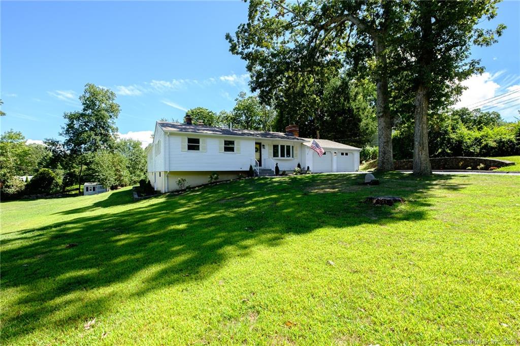 22 Woodcrest Drive Prospect CT 06712