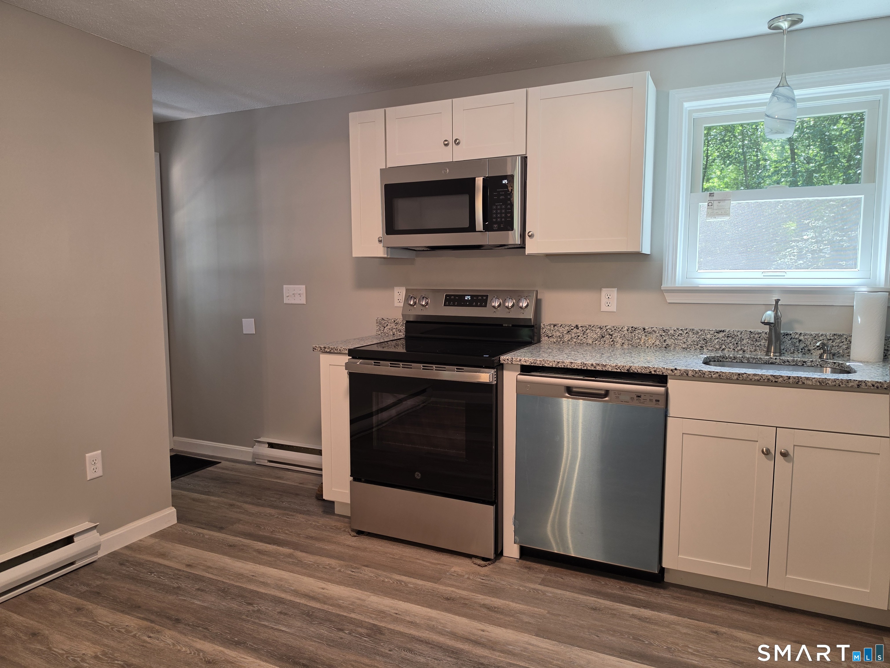 127 Azud Road Thompson CT 06277