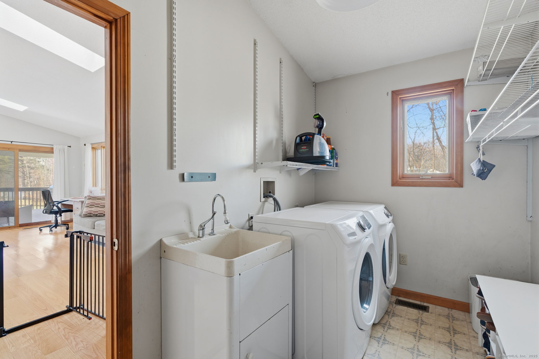 20 Gary Drive Enfield CT 06082