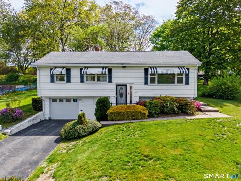 23 Rockwood Drive Waterford CT 06385