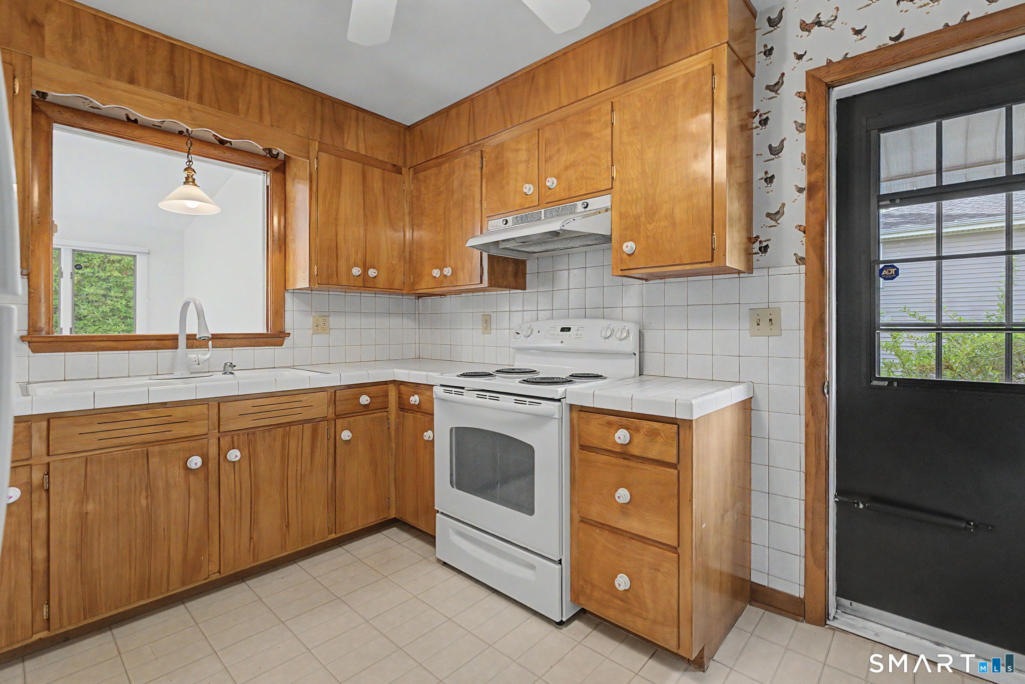 23 Rockwood Drive Waterford CT 06385
