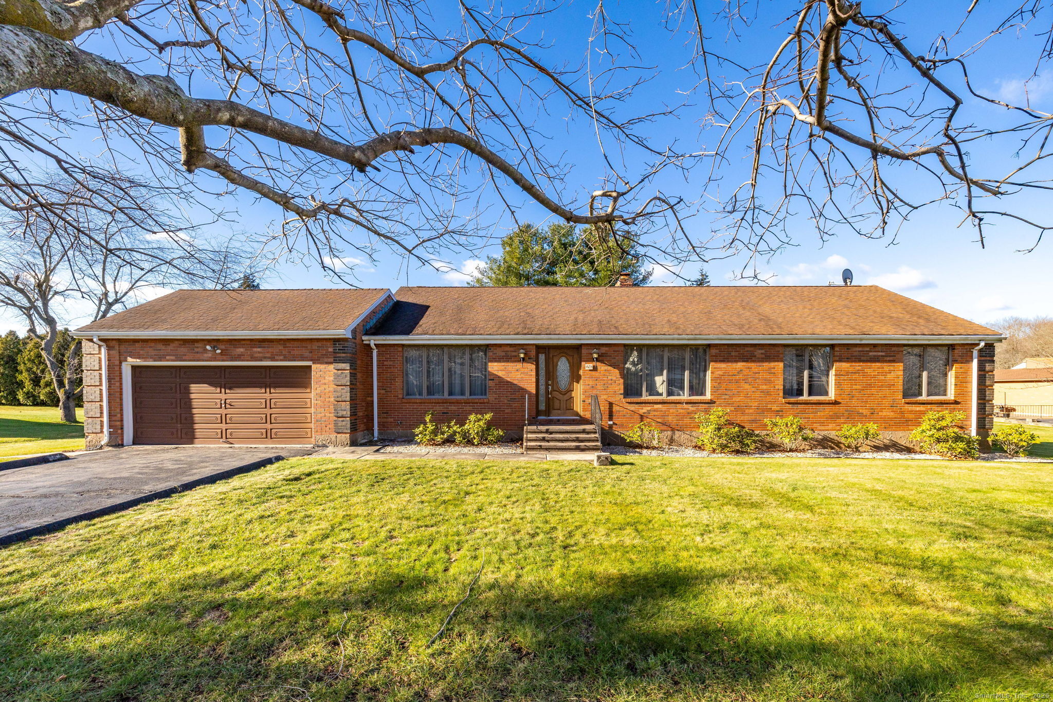 21 Crest Drive Cromwell CT 06416