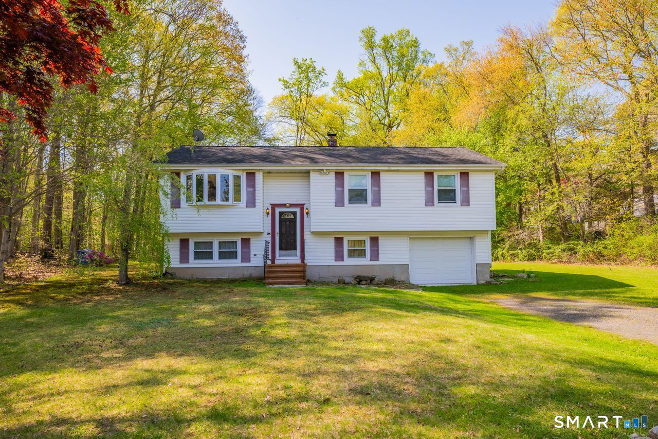 15 Beechcrest Drive East Hampton CT 06424