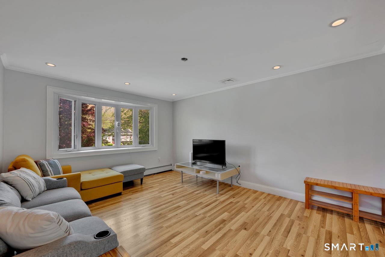 15 Beechcrest Drive East Hampton CT 06424