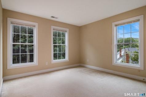 25 Fenwick Drive Avon CT 06001