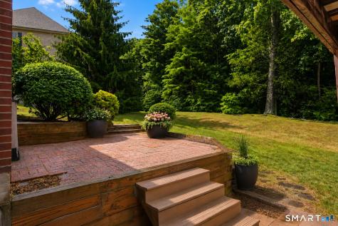 25 Fenwick Drive Avon CT 06001
