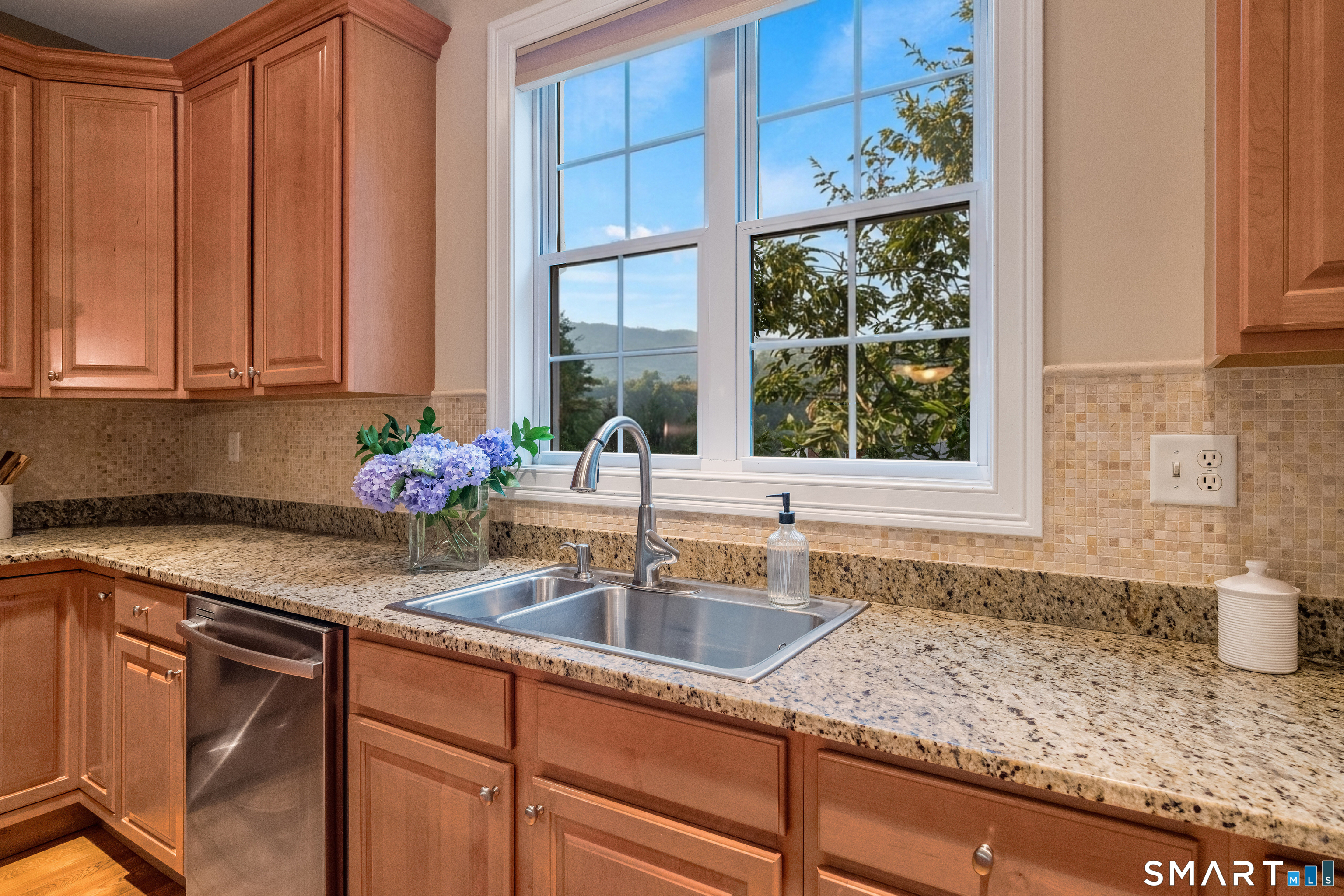 25 Fenwick Drive Avon CT 06001