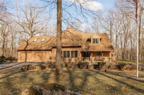 72 Deerwood Drive Bethlehem CT 06751