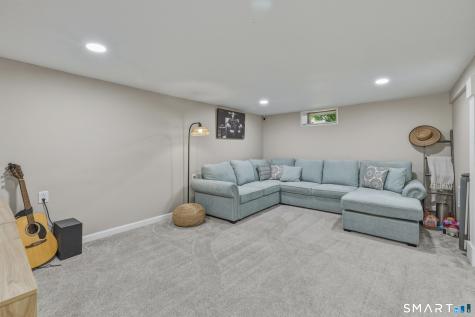 22 Sylvan Avenue Farmington CT 06085