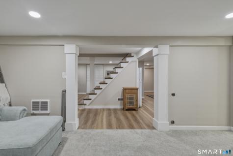 22 Sylvan Avenue Farmington CT 06085