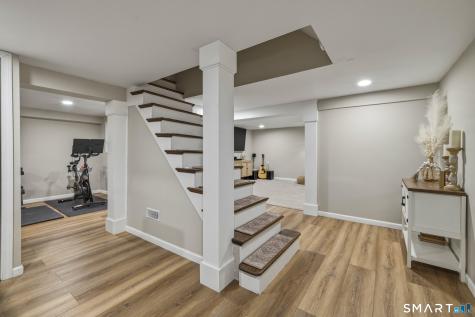 22 Sylvan Avenue Farmington CT 06085