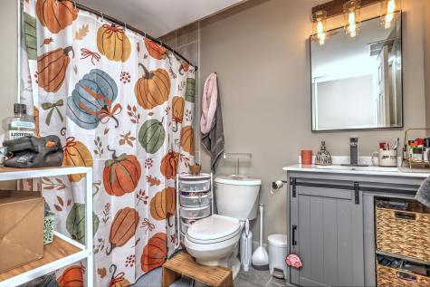 424 Bridge Street Suffield CT 06078