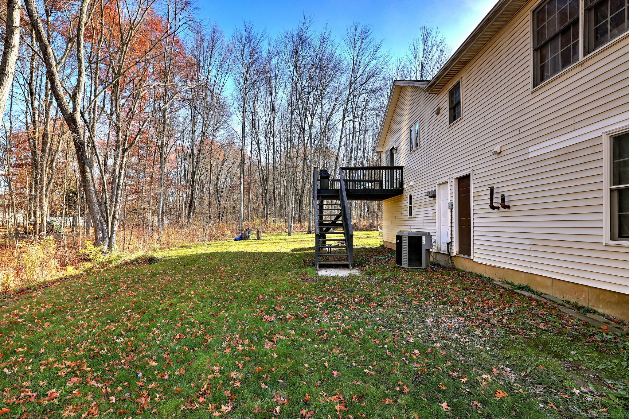 424 Bridge Street Suffield CT 06078