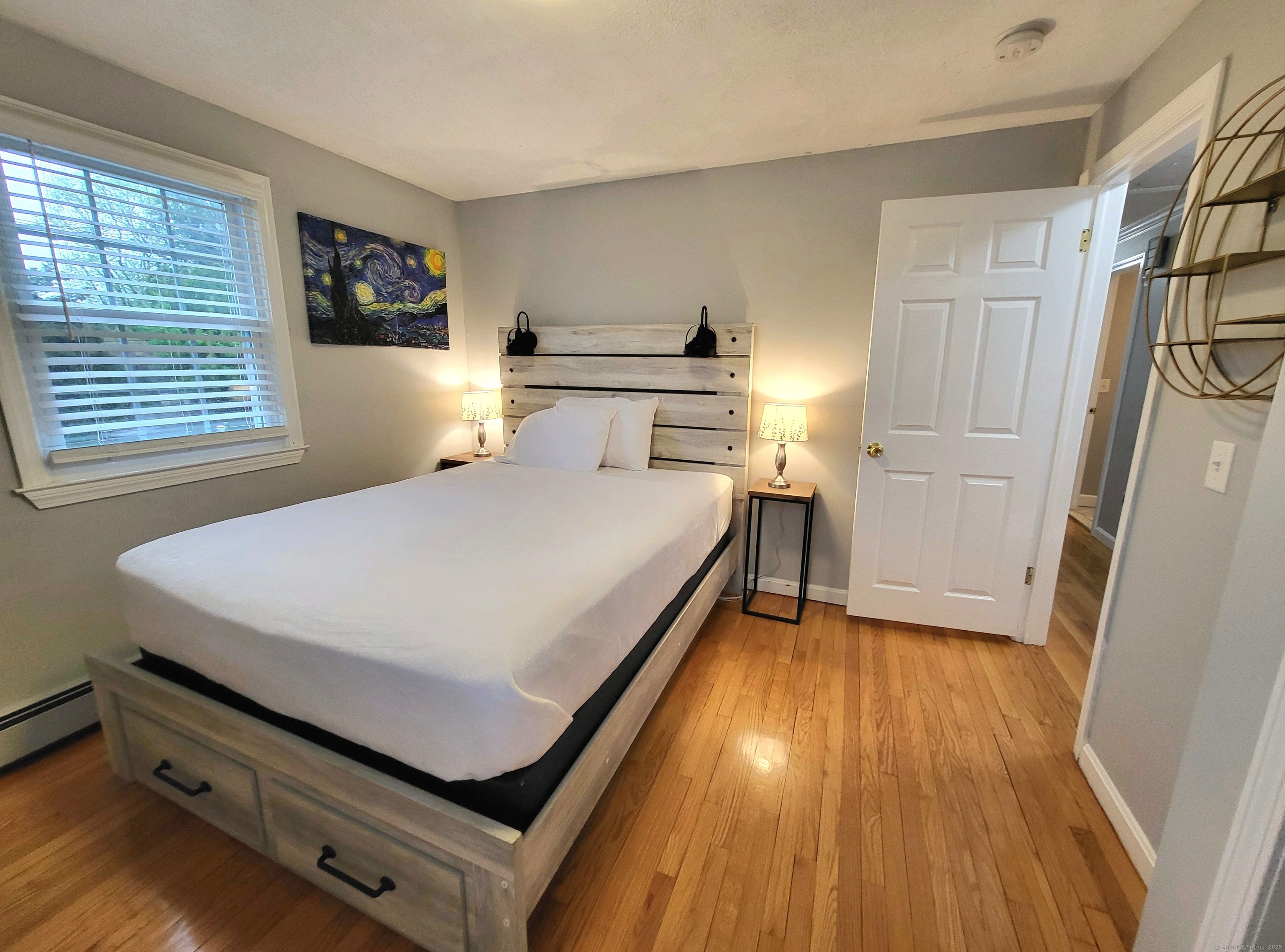 10 Pleasant Street Stonington CT 06355