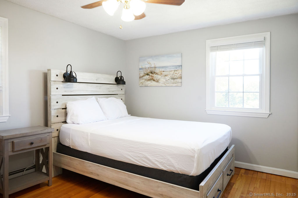 10 Pleasant Street Stonington CT 06355