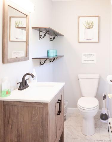 10 Pleasant Street Stonington CT 06355