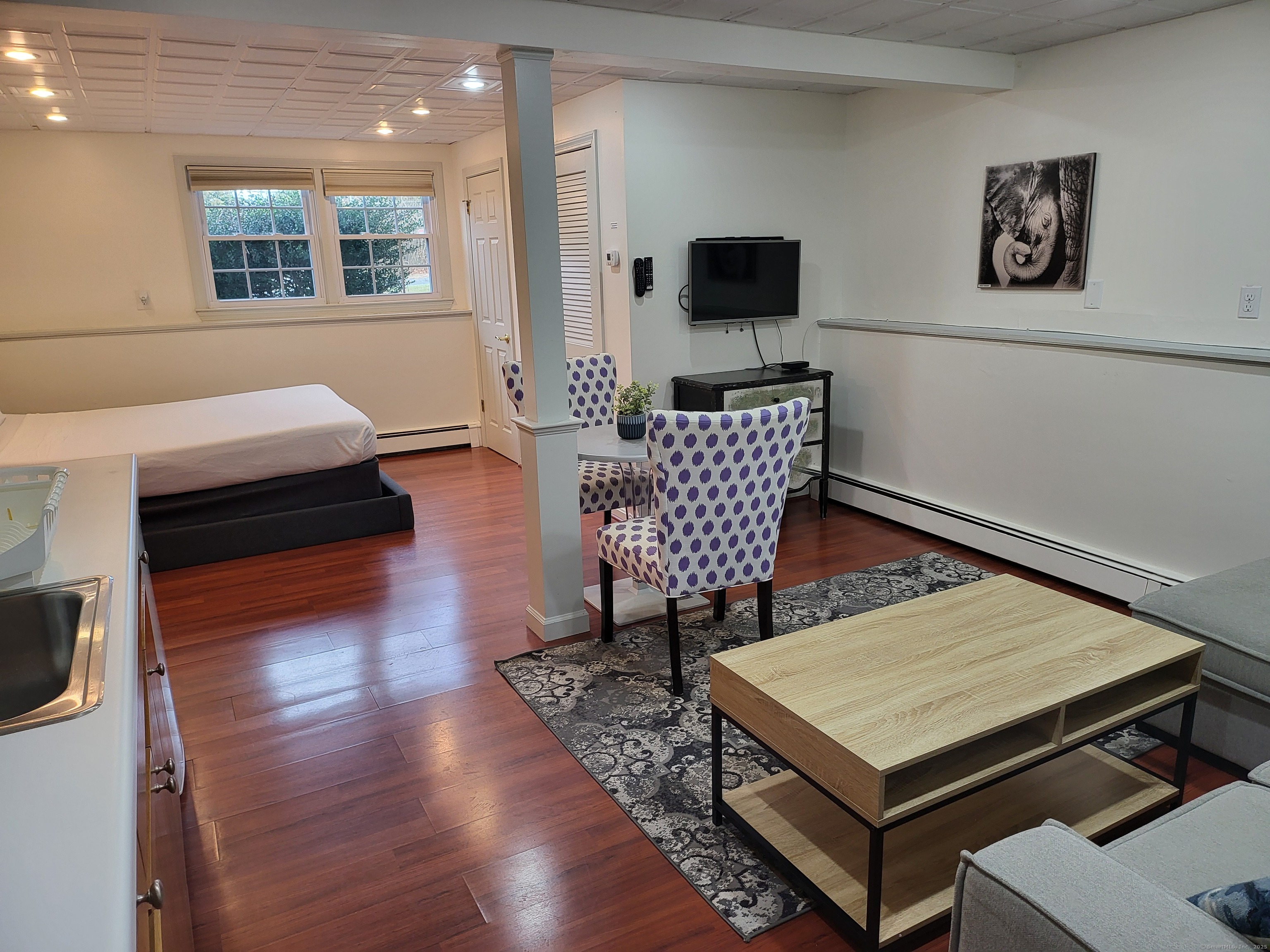 10 Pleasant Street Stonington CT 06355