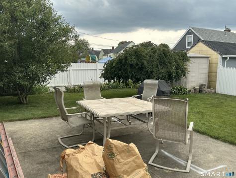 4 Elm Court East Haven CT 06512