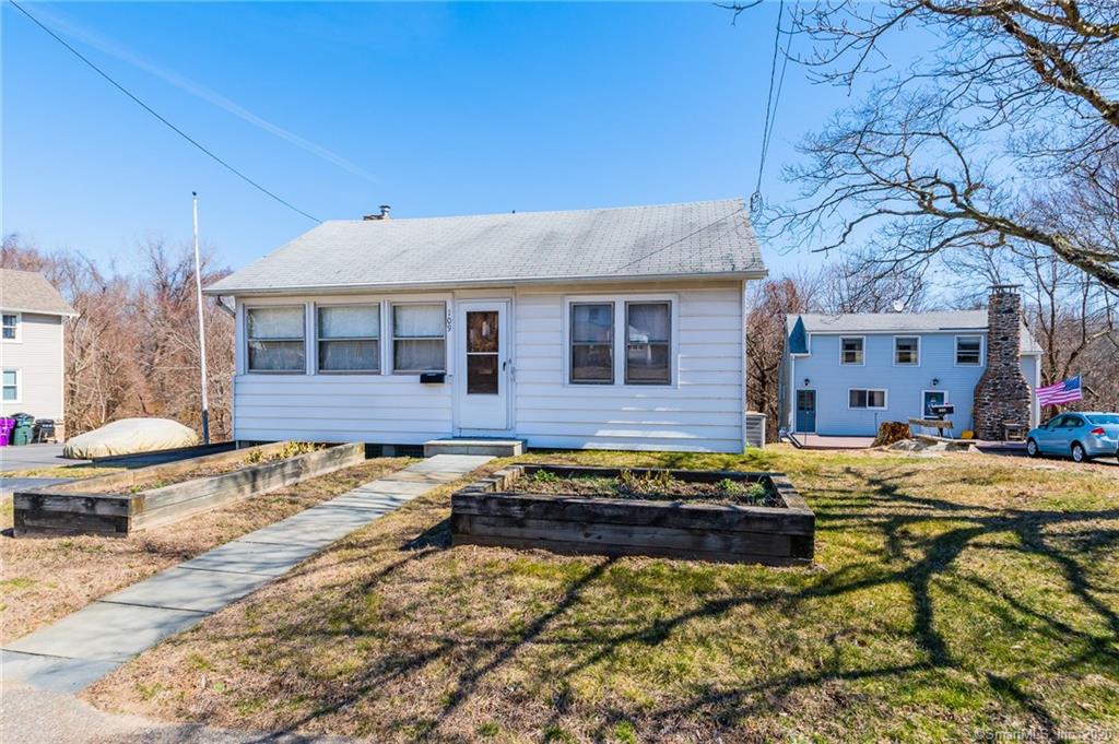 109 High Street Clinton CT 06413