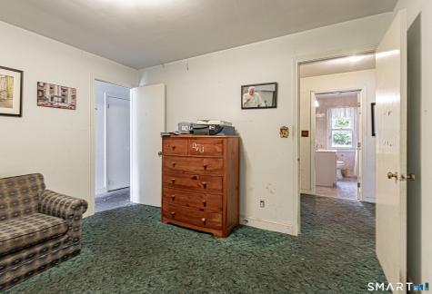 38 Fleetwood Drive Waterbury CT 06706