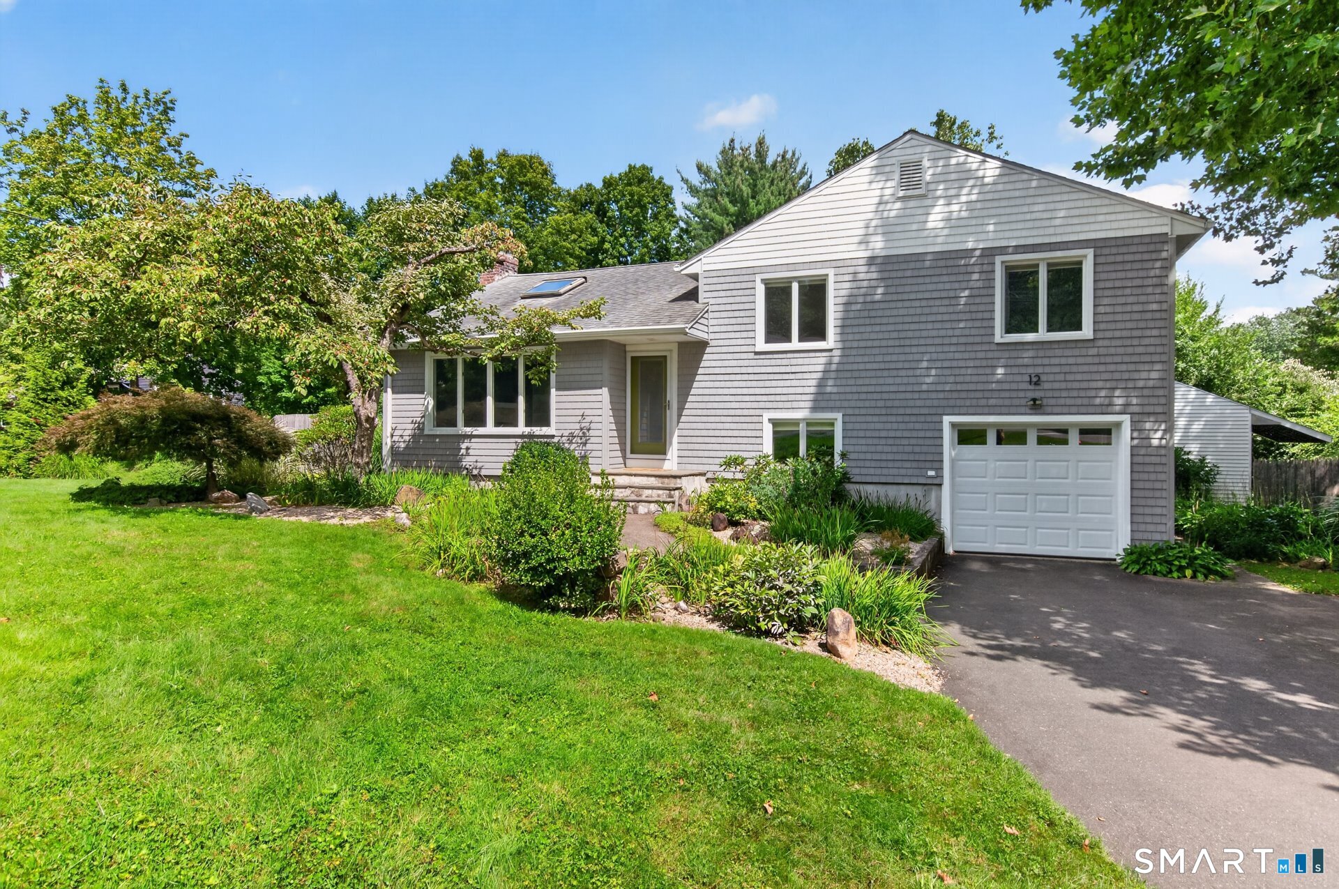 12 Walker Drive Simsbury CT 06070