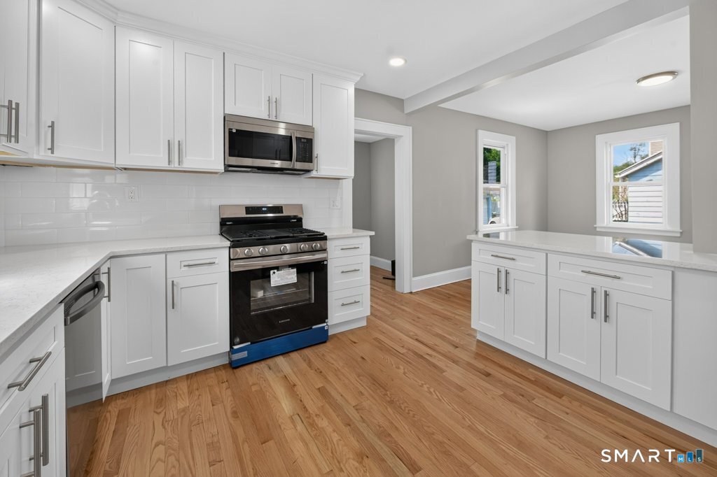 15 Johnson Avenue Stratford CT 06614