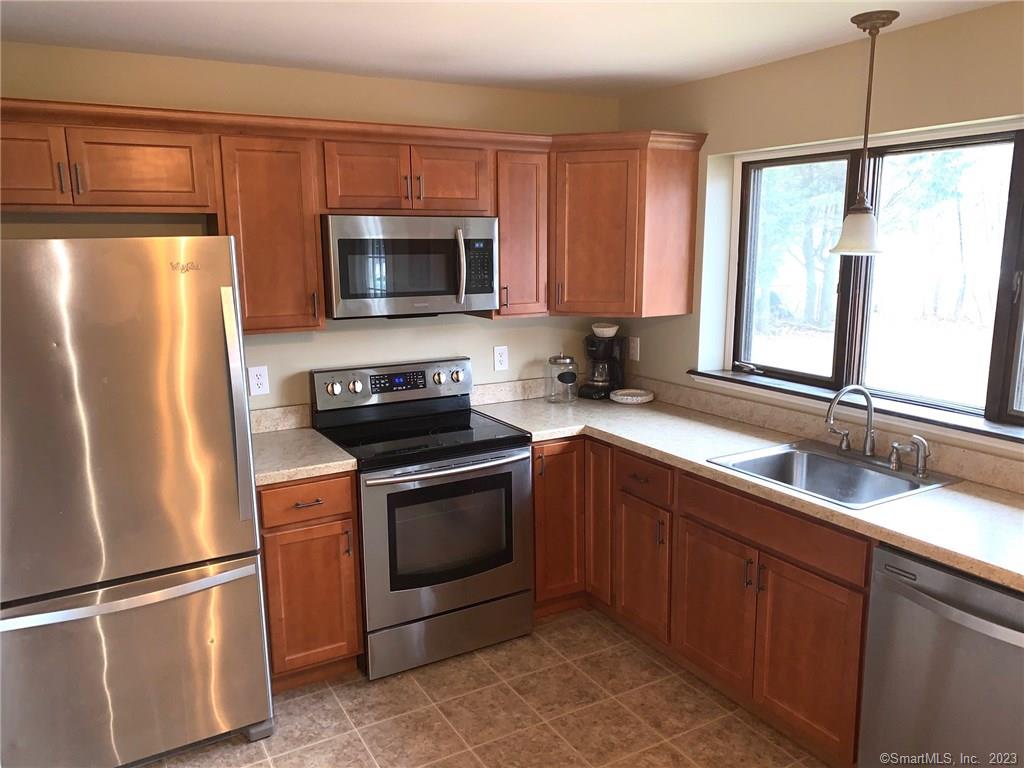 124 Butler Avenue Southington CT 06489