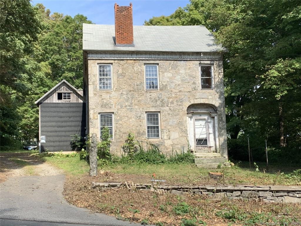 15 East Village Road Shelton CT 06484