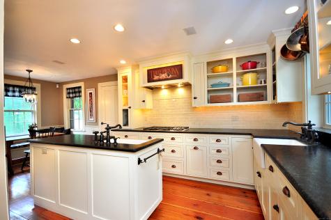 794 Main Street Somers CT 06071