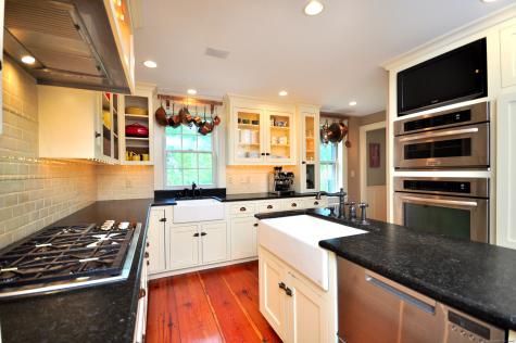 794 Main Street Somers CT 06071